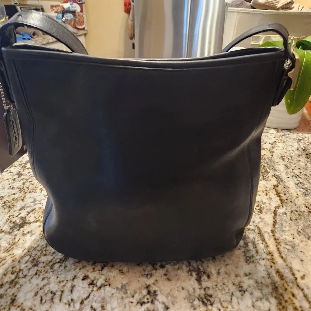 Coach Purse, Vintage Chelsea Hobo bag. Soft Thick black leather A9D 6003 Y2K